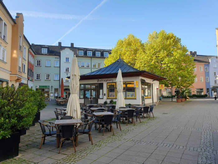 Salinplatz Rosenheim wok and wine Aussenansicht